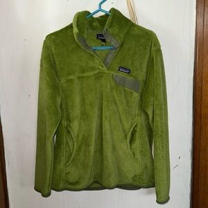 Green Patagonia Fleece